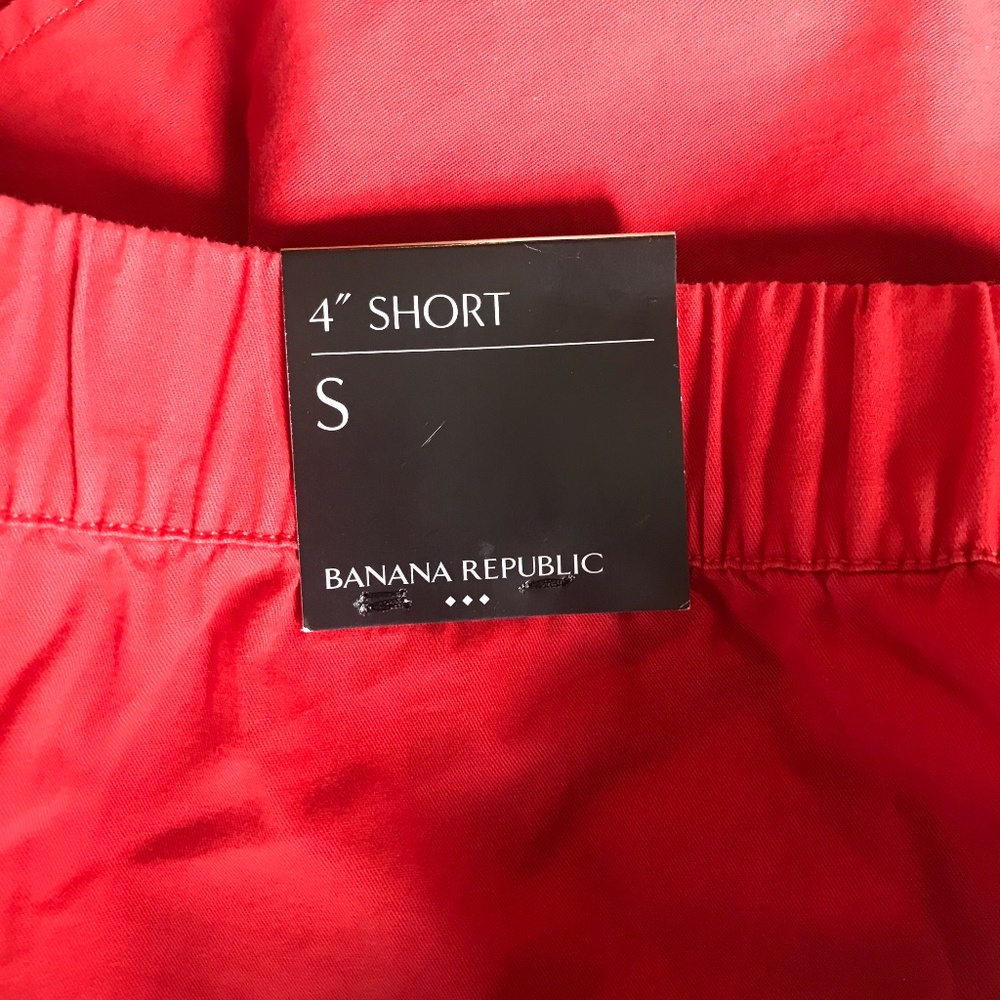 Red shorts 4 inches